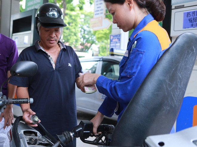 Tăng mức sử dụng, Quỹ bình ổn của Petrolimex giảm 3 kỳ liên tiếp ảnh 1