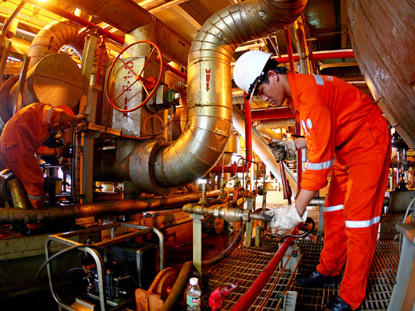 Tập đoàn Dầu khí nộp ngân sách 52,3 nghìn tỷ đồng sau 5 tháng đầu năm ảnh 1