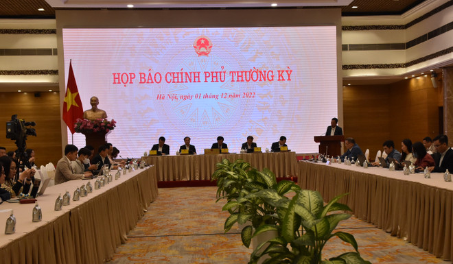 Lãnh đạo Bộ Xây dựng nói về giải pháp tháo gỡ các dự án bất động sản ảnh 2