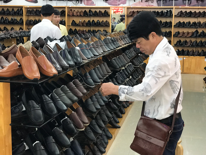 Kim ngạch xuất khẩu giầy dép vượt con số 10,5 tỷ USD trong 8 tháng ảnh 1