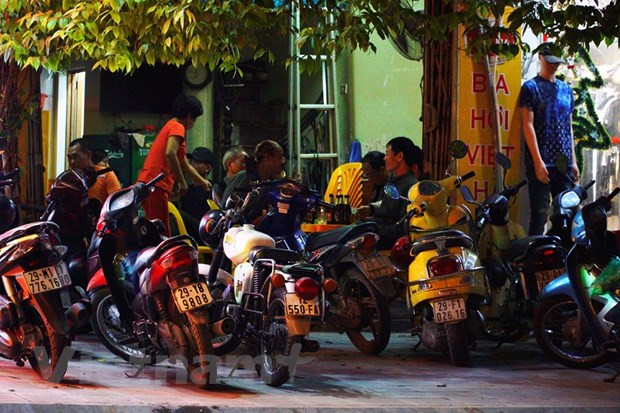 Hà Nội tạm dừng hoạt động của các quán bia để phòng dịch COVID-19 ảnh 1