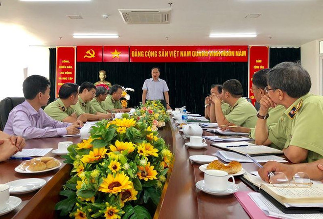 Thành phố Hồ Chí Minh: Phát hiện lượng lớn hàng lậu, cấm kinh doanh ảnh 2