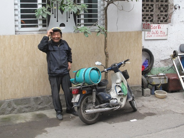 Dịch vụ cung cấp gas bận rộn giao hàng trong dịp Tết Nguyên đán ảnh 2