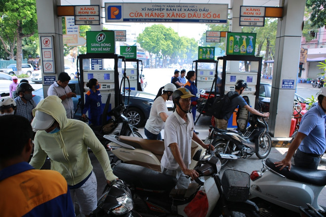 Quỹ bình ổn giá xăng dầu của Petrolimex còn dư 3.087 tỷ đồng ảnh 1