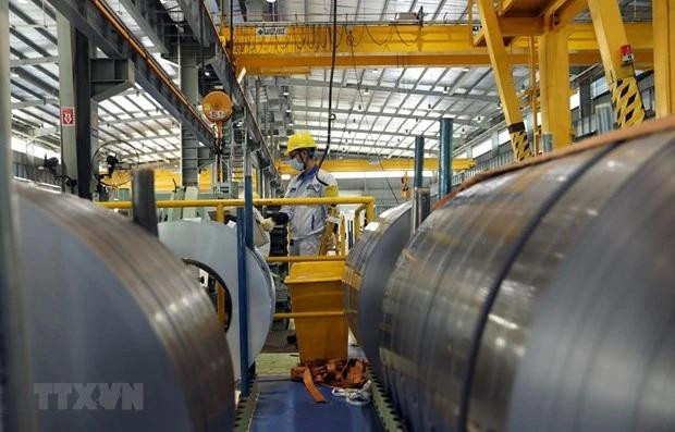 Bộ Công Thương khuyến cáo doanh nghiệp hợp tác đầy đủ với DOC trong suốt quá trình diễn ra vụ việc. (Ảnh: TTXVN) thep_0404.jpeg.webp