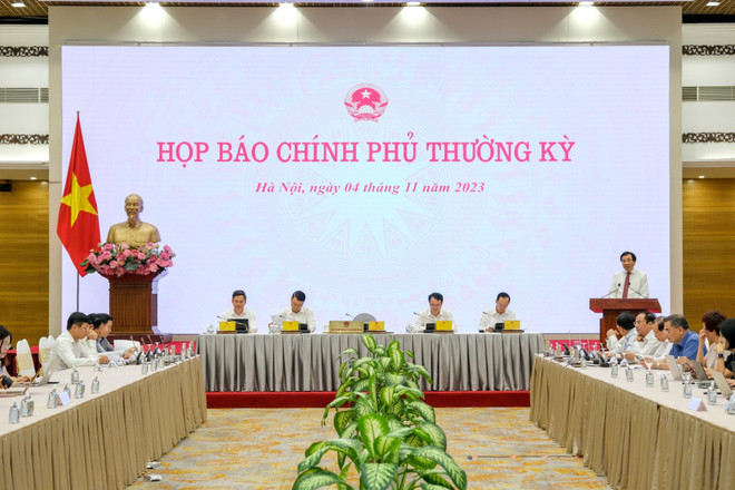 Bộ trưởng Trần Văn Sơn: Kinh tế Xã hội tiếp tục phục hồi tích cực ảnh 1