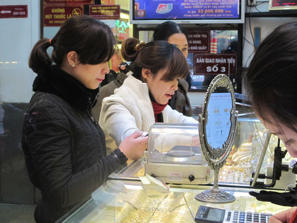 Tăng giá phiên cuối tuần, vàng SJC gần chạm ngưỡng 36,80 triệu đồng ảnh 1