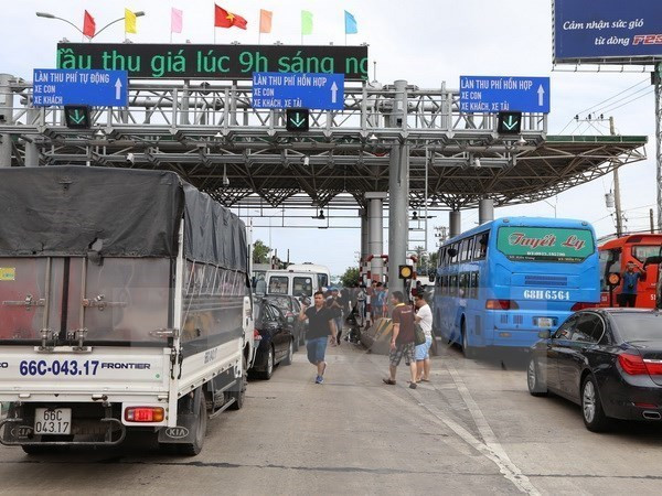 'Phí đường bộ chưa nằm trong danh mục chuyển sang giá dịch vụ' ảnh 1