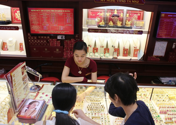 SJC và vàng Rồng Thăng Long cùng quay đầu tăng giá ảnh 1