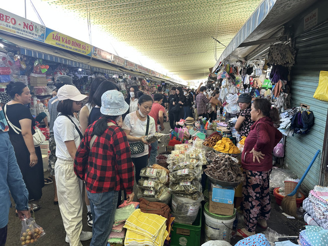 Đẩy mạnh các chương trình kích cầu, bình ổn thị trường dịp cuối năm ảnh 3