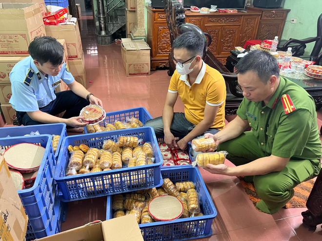 Kiểm soát chất lượng bánh Trung Thu, ngăn chặn vi phạm từ sản xuất ảnh 3