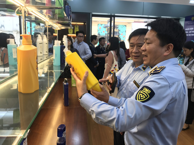 Buôn lậu, hàng giả: Thủ đoạn tinh vi hơn, ẩn mình nhờ công nghệ ảnh 1