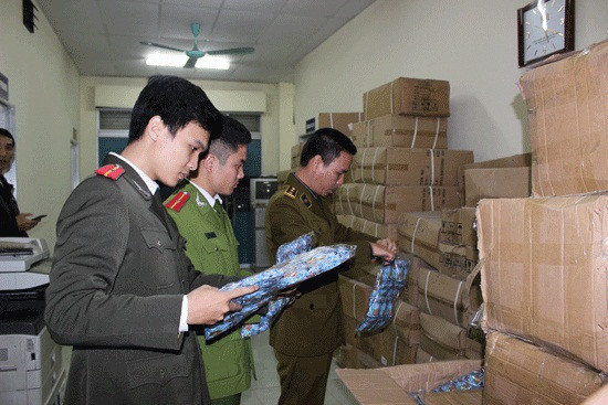 Hà Nội liên tiếp bắt giữ số lượng lớn bánh kẹo và ô mai nhập lậu ảnh 5