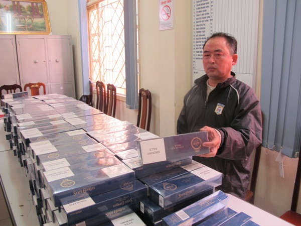 [Video] Bắt quả tang đối tượng vận chuyển hơn 4.000 bao thuốc 555 ảnh 1