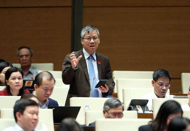 Đại biểu Quốc hội: Người dân lo ngại khi nhiều cây xăng bán 'nhỏ giọt' ảnh 3