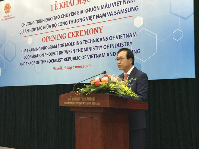 Samsung hỗ trợ Việt Nam đào tạo 200 kỹ thuật viên lĩnh vực khuôn mẫu ảnh 2