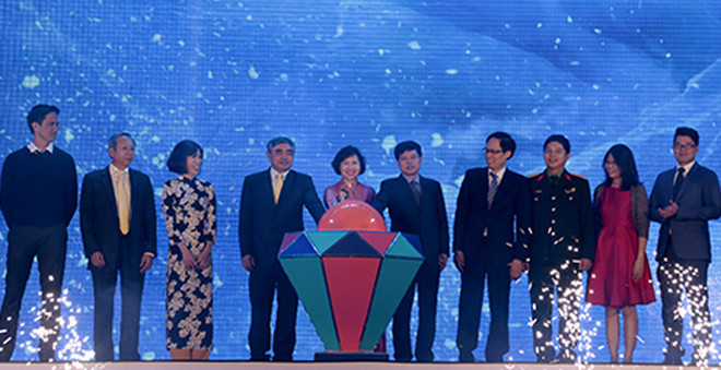 Hàng trăm nghìn sản phẩm khuyến mãi trong ngày mua sắm trực tuyến 2/12 ảnh 2