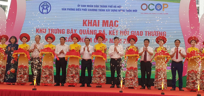 vna-potal-ha-noi-trung-bay-quang-ba-ket-noi-giao-thuong-san-pham-ocop-nam-2022-6237153-8079.jpg