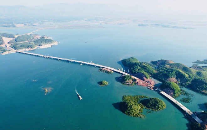 Tạo xung lực mới, phát triển Quảng Ninh trở thành trung tâm logistics ảnh 2