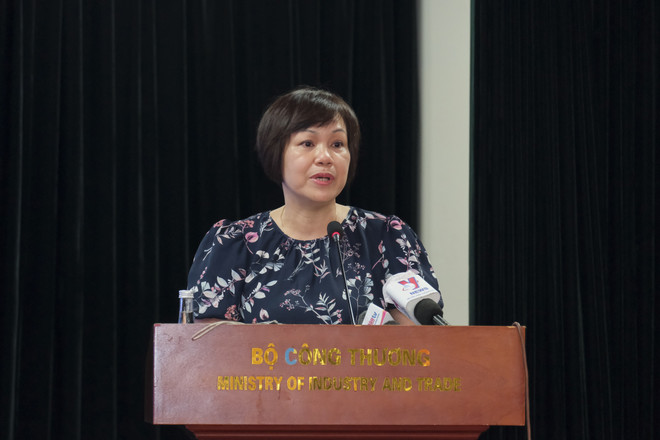Bà Lê Việt Nga, Phó Vụ trưởng Vụ thị trường trong nước, Bộ Công Thương. (Ảnh: Đức Duy/Vietnam+) Giá xăng dầu dự báo nhiều biến động do kinh tế hồi phục sau đại dịch ảnh 1