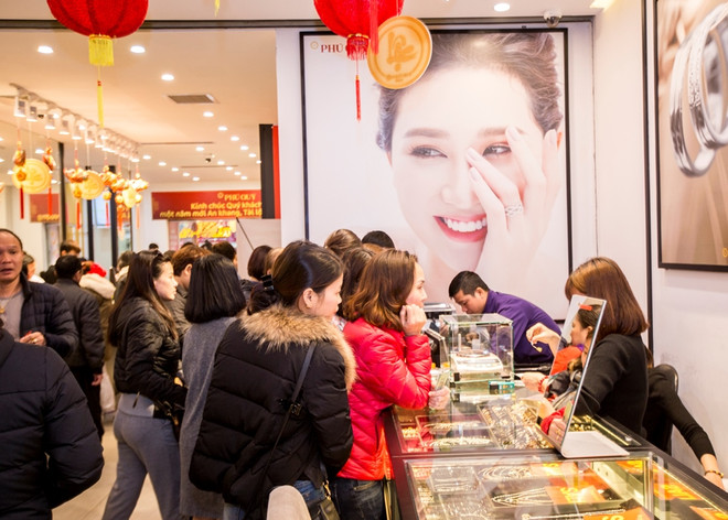 Chênh lệch vàng nội-ngoại duy trì trên 200.000 đồng mỗi lượng ảnh 1