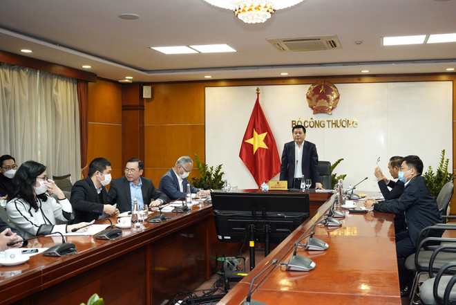 Nỗ lực hết sức để thông quan hàng hóa nông sản tại các cửa khẩu ảnh 1