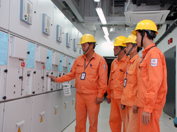 EVN khẳng định lượng điện nhập từ Trung Quốc sẽ giảm mạnh ảnh 1