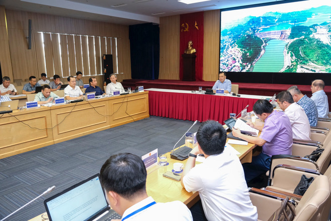 Lãnh đạo Bộ Công Thương: Phải đảm bảo ưu tiên cấp điện bằng mọi cách ảnh 1