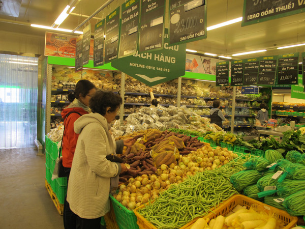 Hà Nội: Hàng hóa phục vụ Tết dồi dào, giá cả sẽ không biến động lớn ảnh 2