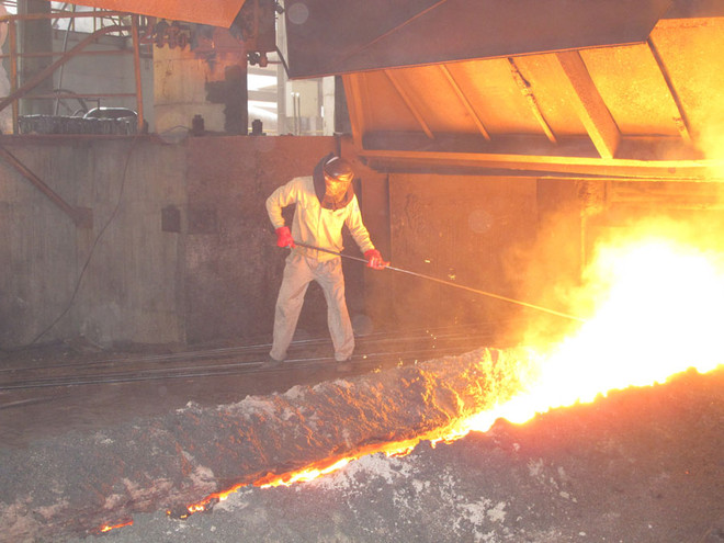 Ảnh chỉ mang tính minh họa. (Nguồn: Đức Duy/Vietnam+) Phó Thủ tướng: Tiết giảm đầu tư công nghệ khiến tiêu tốn năng lượng ảnh 1