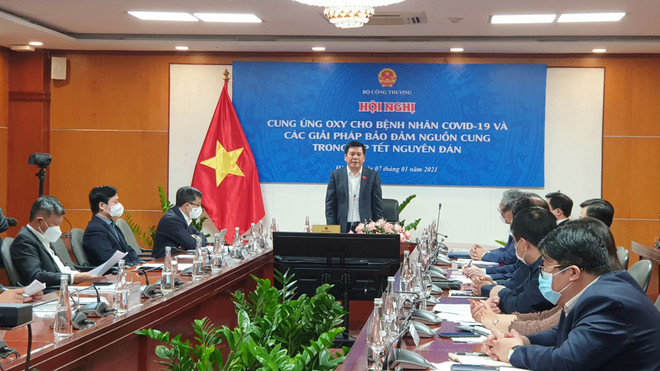 Bộ trưởng Công Thương: Ưu tiên tối đa cấp ôxy cho các cơ sở y tế ảnh 1