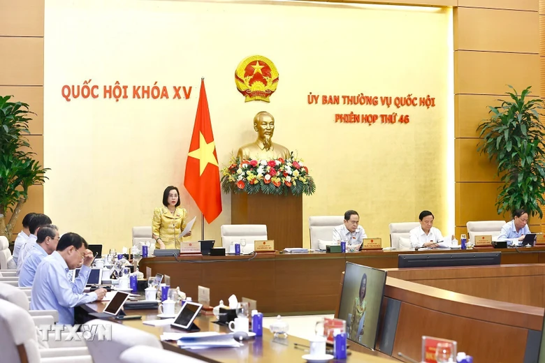 Đổi mới công tác lập pháp