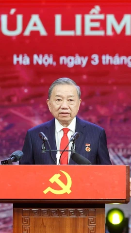 Tổng Bí thư Tô Lâm nhấn mạnh công tác thông tin, tuyên truyền phải thực sự là “pháo lệnh” truyền cảm hứng, là “trống trận” cổ vũ toàn Đảng, toàn dân và toàn quân ta phát huy cao nhất tinh thần “tự chủ, tự tin, tự lực, tự cường, tự hào dân tộc,” thực hiện thắng lợi Nghị quyết Đại hội XIV của Đảng. (Ảnh: Thống Nhất/TTXVN)