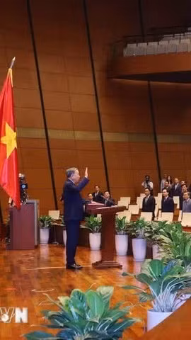 Tổng Bí thư, Chủ tịch nước Tô Lâm khẳng định mục tiêu cao nhất, đích đến cuối cùng là Nhân dân được thụ hưởng thành quả của phát triển. (Ảnh: TTXVN)