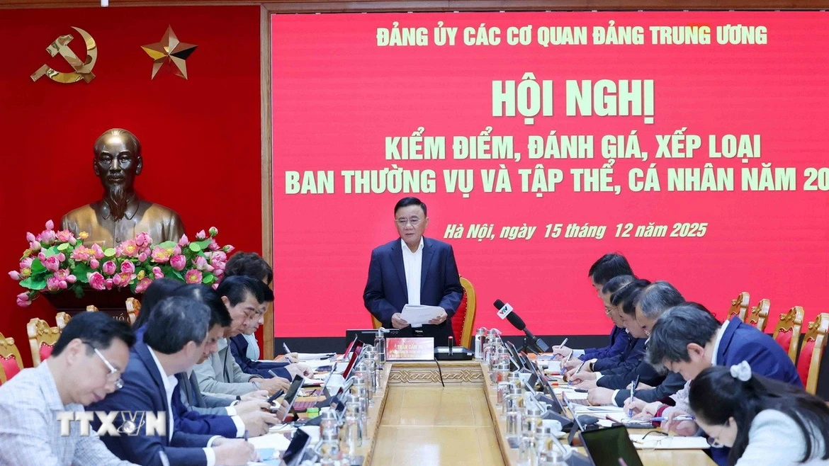 Quang cảnh hội nghị kiểm điểm, đánh giá, xếp loại Ban Thường vụ và tập thể, cá nhân năm 2025 của Đảng ủy các cơ quan Đảng Trung ương. (Ảnh: Phương Hoa/TTXVN)