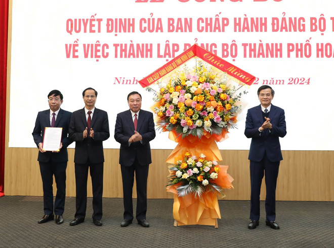 vna-potal-ninh-binh-announced-the-decision-to-establish-the-hoa-lu-city-party-party-7776334.jpg