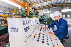 Vốn đầu tư nước ngoài (FDI) điều chỉnh tăng thêm trong tháng Một đạt 2,73 tỷ USD, gấp 6,1 lần so với cùng kỳ năm 2024, thể hiện niềm tin của nhà đầu tư vào Việt Nam. (Ảnh: Vietnam+)