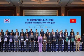 NIC đã ký thỏa thuận hợp tác chiến lược với Quỹ đầu tư Nextrans và Viện Tăng trưởng xanh toàn cầu. (Ảnh: NIC/Vietnam+)