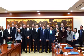 Thứ trưởng Bộ Tài chính Nguyễn Đức Tâm đã tiếp và làm việc với Đoàn doanh nghiệp Thụy Sĩ-Việt Nam, ngày 3/2. (Ảnh: BTC/Vietnam+)