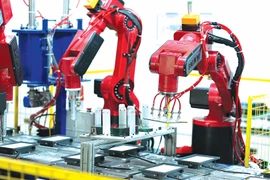 Động lực tăng trưởng chính đến từ ngành chế biến, chế tạo với mức tăng 11% so với cùng kỳ năm trước. (Ảnh: Vietnam+)