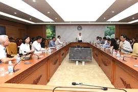 Hội nghị trực tuyến quy mô lớn với các địa phương, tập trung vào việc phổ biến và giải đáp các vướng mắc liên quan đến tài chính-ngân sách khi tổ chức mô hình chính quyền địa phương hai cấp ở cấp xã, ngày 12/9.(Ảnh: Vietnam+)