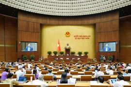 Ủy ban Thường vụ Quốc hội đã thống nhất với đề xuất của Chính phủ, về việc áp dụng phương án 1 (mức thuế thấp hơn) đối với rượu, bia, thuốc lá. (Ảnh: QH/Vietnam+)