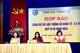 Họp báo công bố số liệu Thống kê kinh tế-xã hội quý 4 và năm 2024, do Tổng cục thống kê tổ chức ngày 6/1. (Ảnh: Vietnam+)