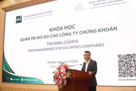 Phó Chủ tịch Ủy ban Chứng khoán Nhà nước Hà Duy Tùng nhấn mạnh quản trị rủi ro đóng vai trò then chốt đối với các công ty chứng khoán. (Ảnh: Vietnam)