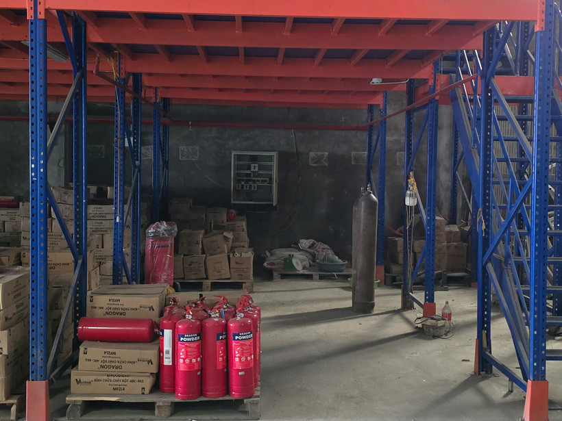 Phá đường dây sản xuất bình chữa cháy giả, doanh thu nghìn tỷ đồng