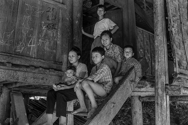 Người dân tại Đá Bàn, Tuyên Quang. (Ảnh: Lasse Edwartz)