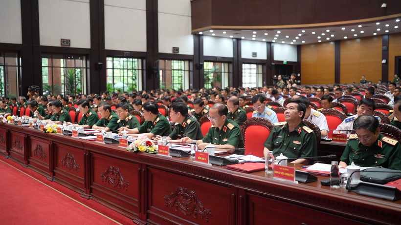 Bộ Quốc phòng tổ chức lấy ý kiến về sửa đổi Hiến pháp năm 2013 