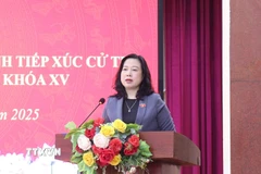 Bộ trưởng Bộ Y tế Đào Hồng Lan phát biểu tại buổi tiếp xúc cử tri. (Ảnh: TTXVN)