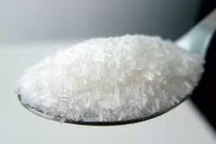 Bộ Y tế: Tạm dừng lưu thông 4 loại phụ gia thực phẩm vi phạm quy định