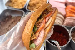 Bộ Y tế: Làm rõ nguyên nhân vụ 22 người nhập viện sau ăn bánh mì ở Đồng Tháp